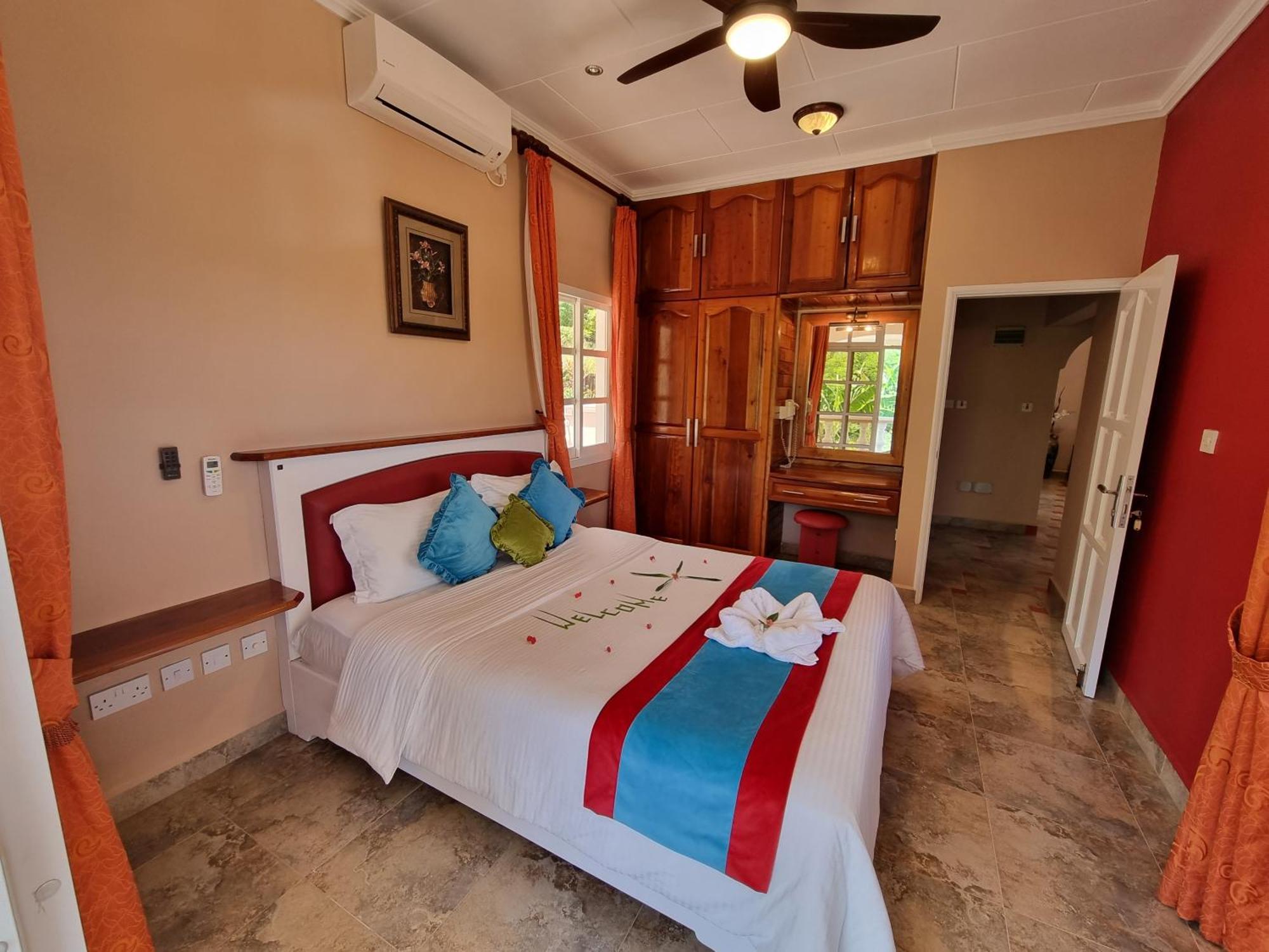 Au Fond De Mer View Anse Royale Kamer foto
